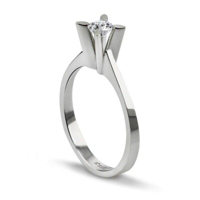 0.20 Karat HRD Sertifikalı Pırlanta Tektaş Yüzük - 2