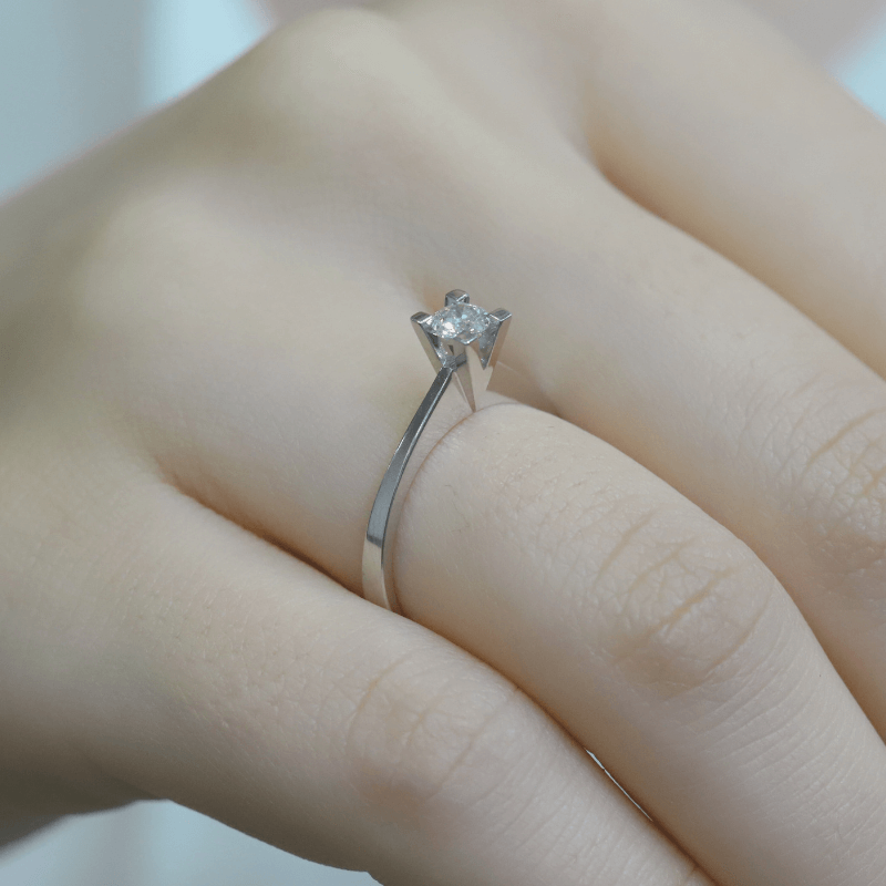 0.25 Karat HRD Sertifikalı Pırlanta Tektaş Yüzük - 4