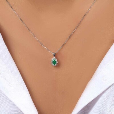 0.31 Karat Pırlanta Zümrüt Kolye - IDL Sertifikalı - 2