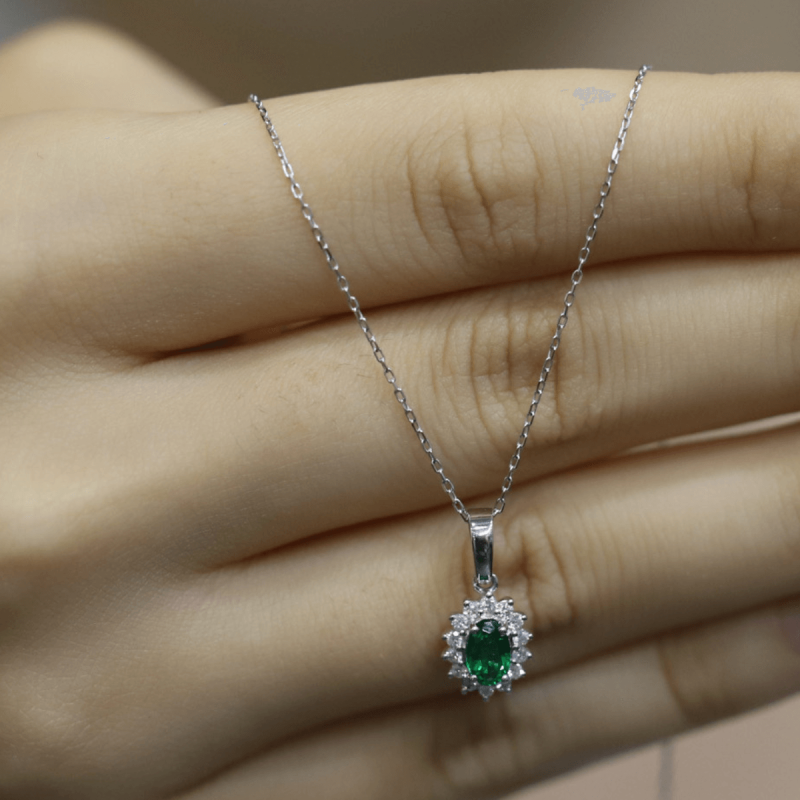 0.83 Karat Pırlanta Zümrüt Kolye - IDL Sertifikalı - 2