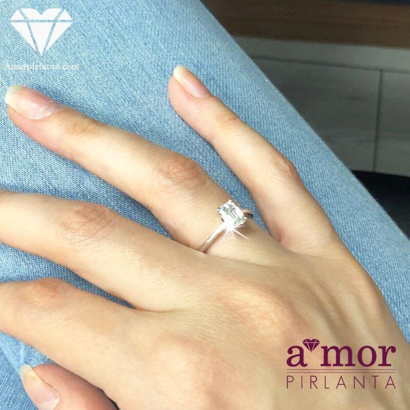 1.00 Karat Emerald Pırlanta Yüzük - IDL Sertifikalı - 4